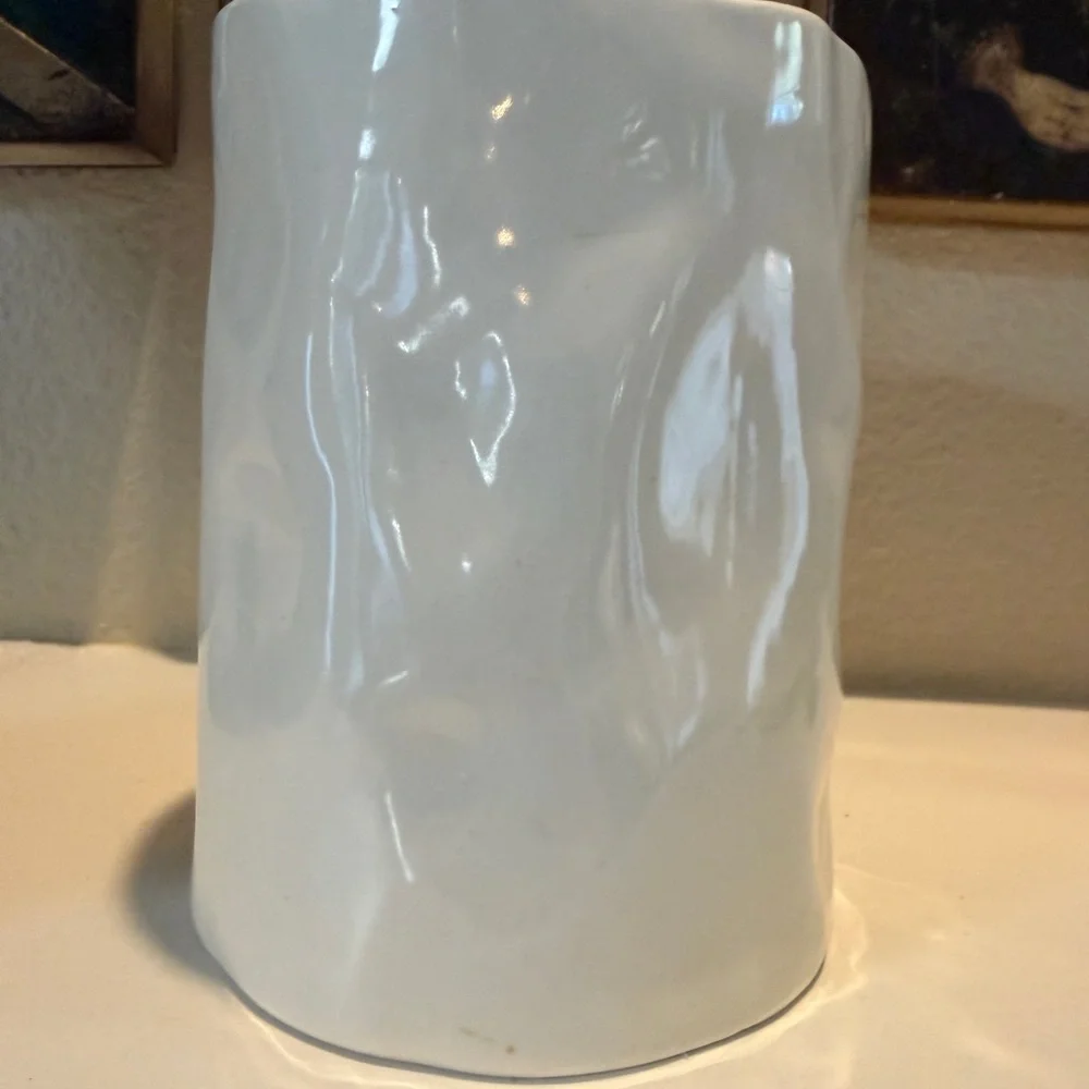 Tozai Artisanal Porcelain Vase – Bird on Cherry‎ Blossom Branch Design
